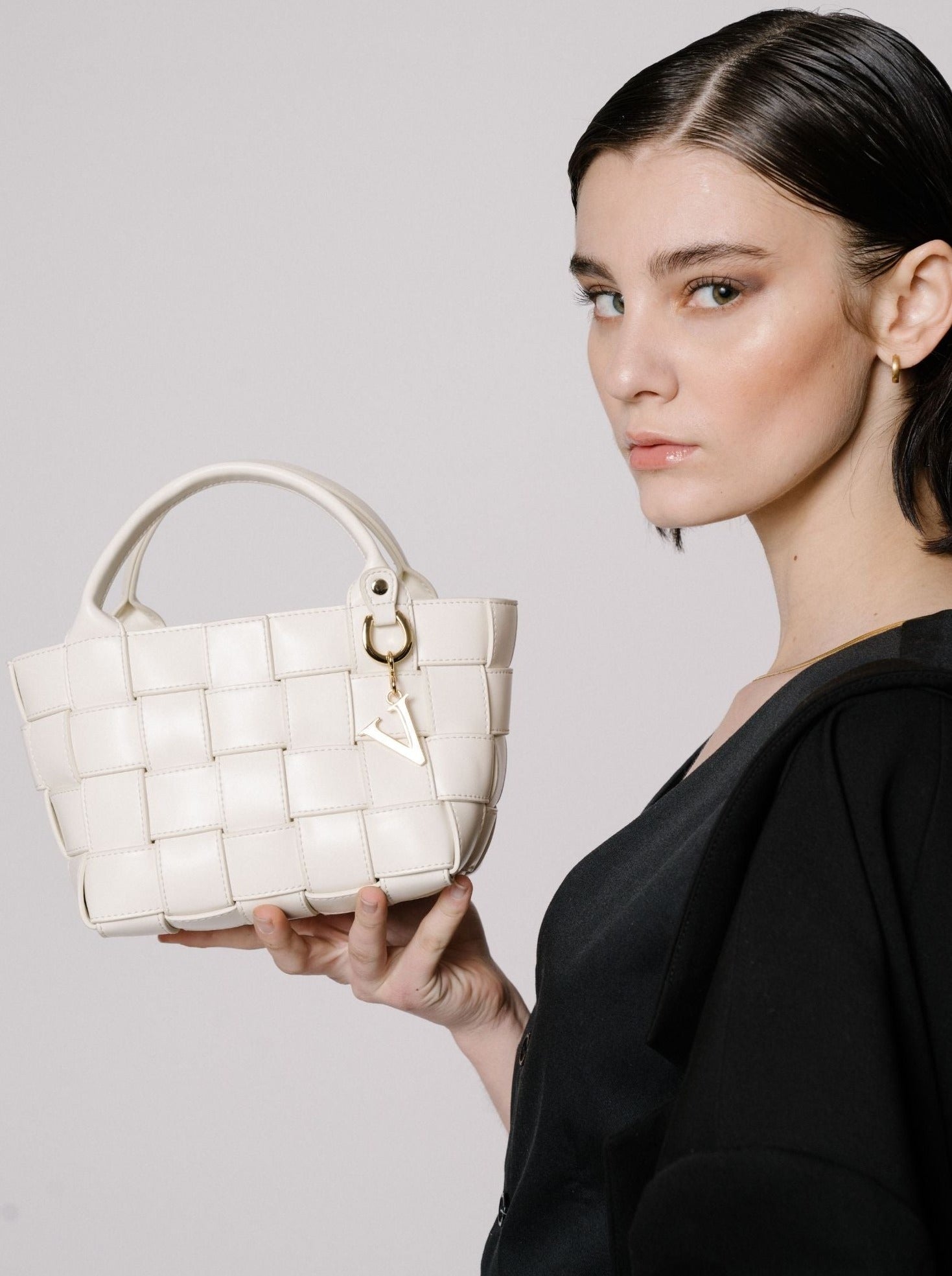 JoJo Woven Bag_VERAFIED