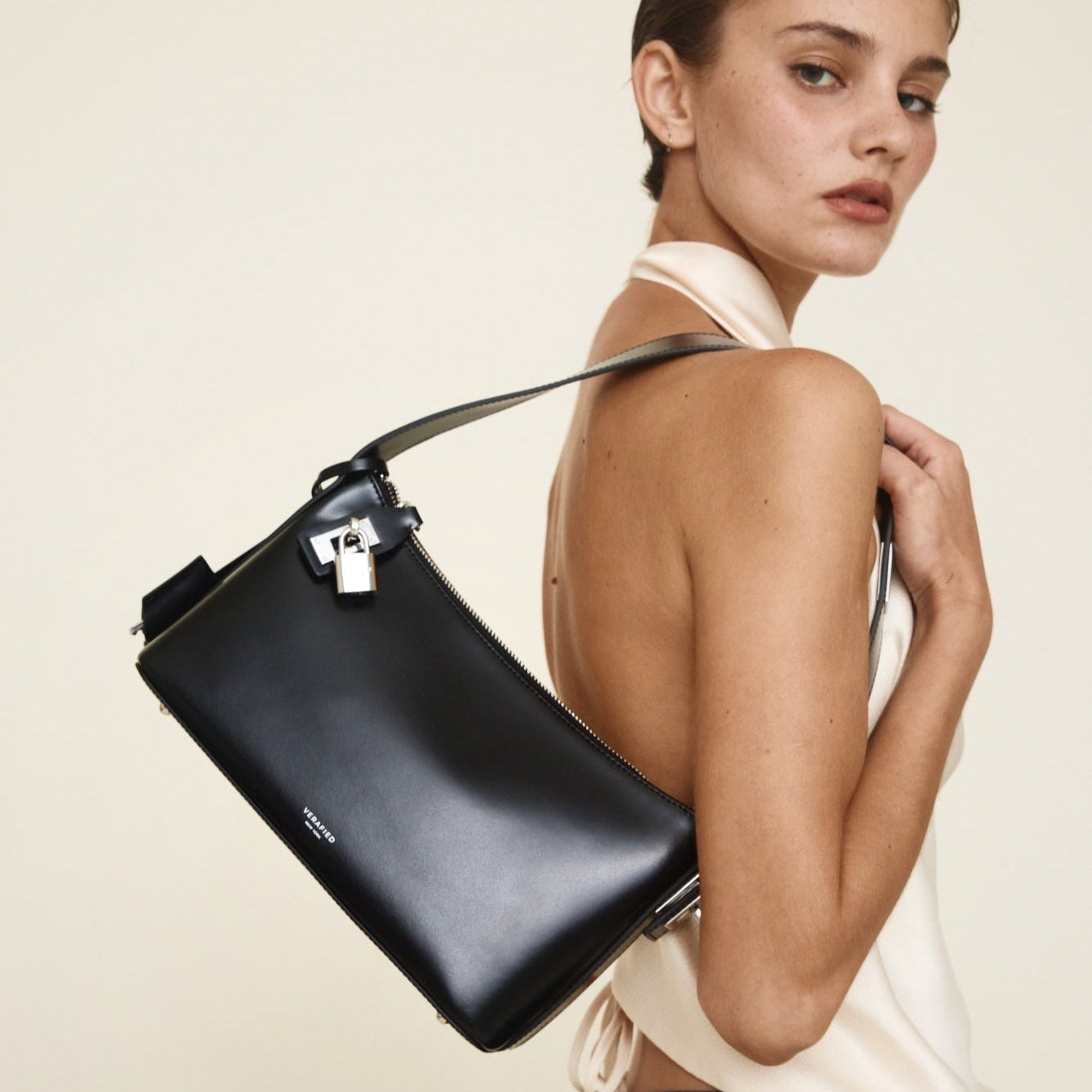 How to Clean a Hobo Leather Purse?