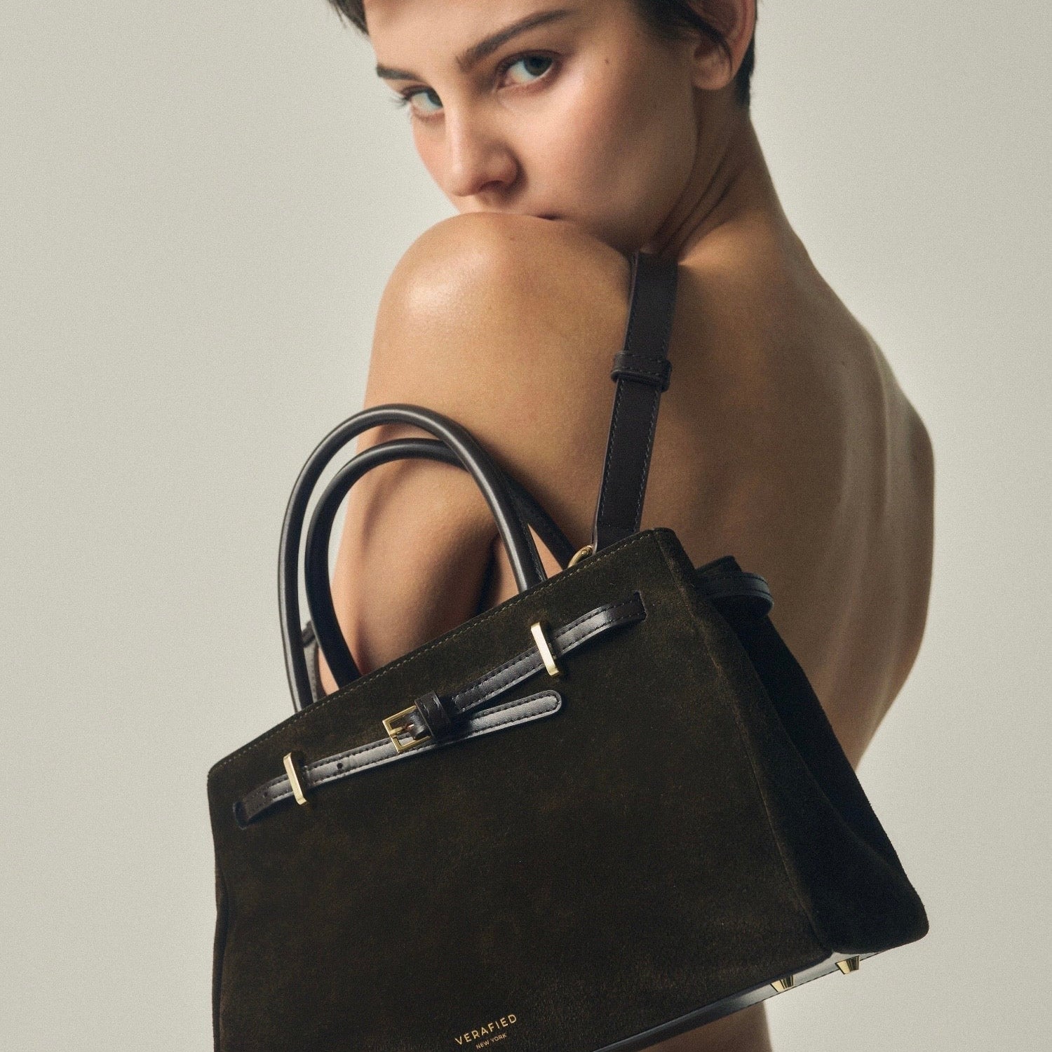 Tote Bag vs Purse: Which One Is Right for You?