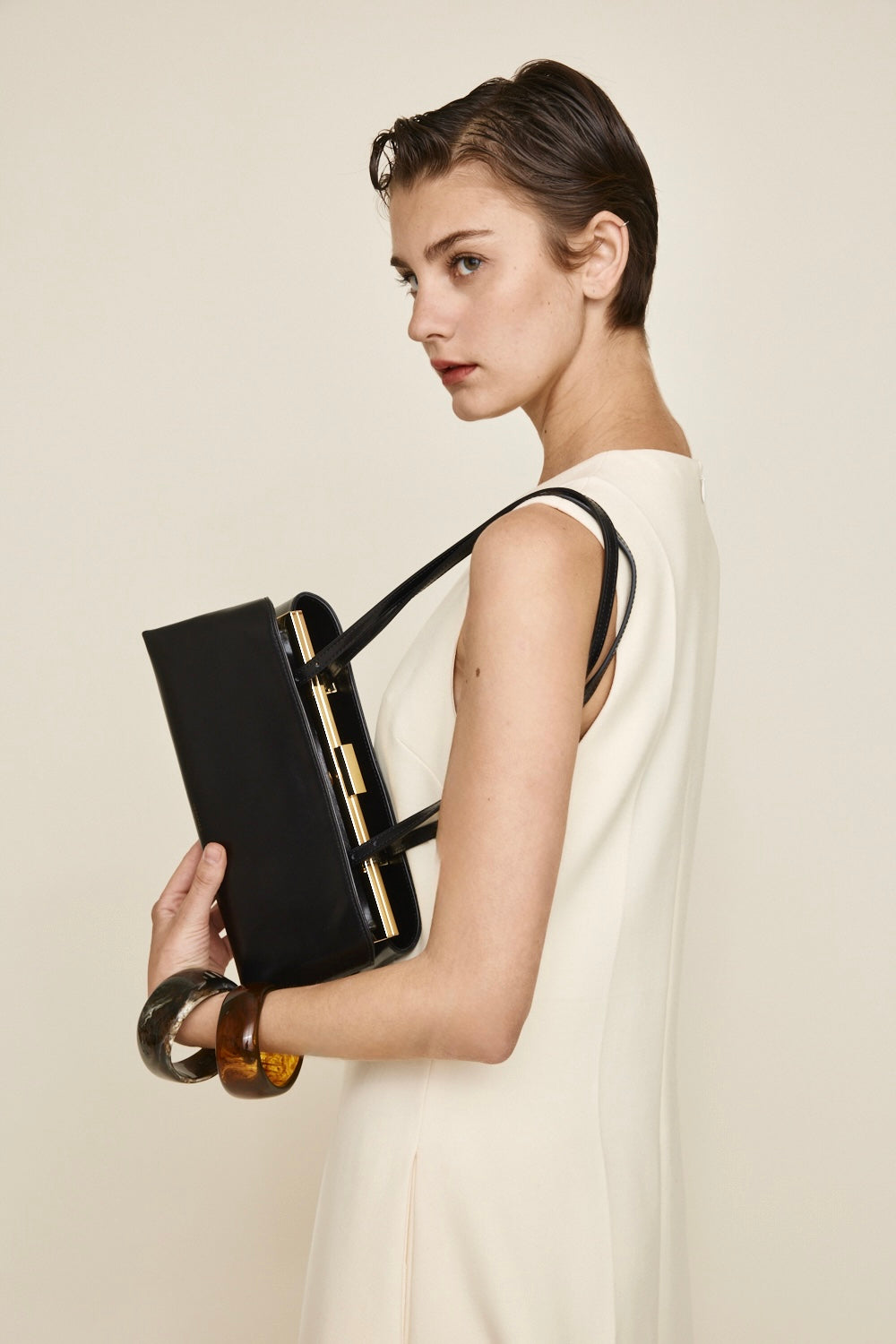 Gold Noir Éclair Bag
