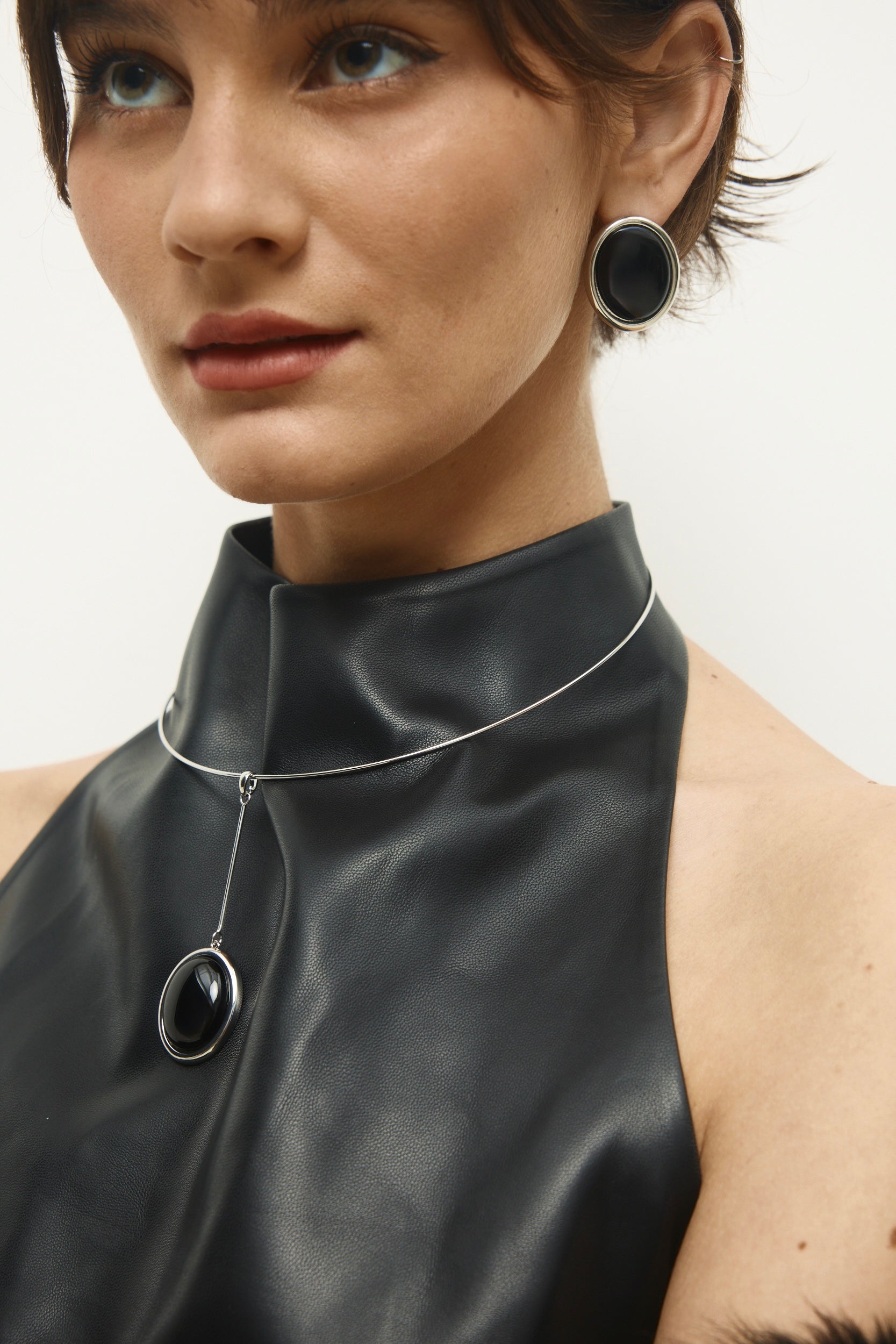 Onyx Orb Drop Choker - Verafied New York