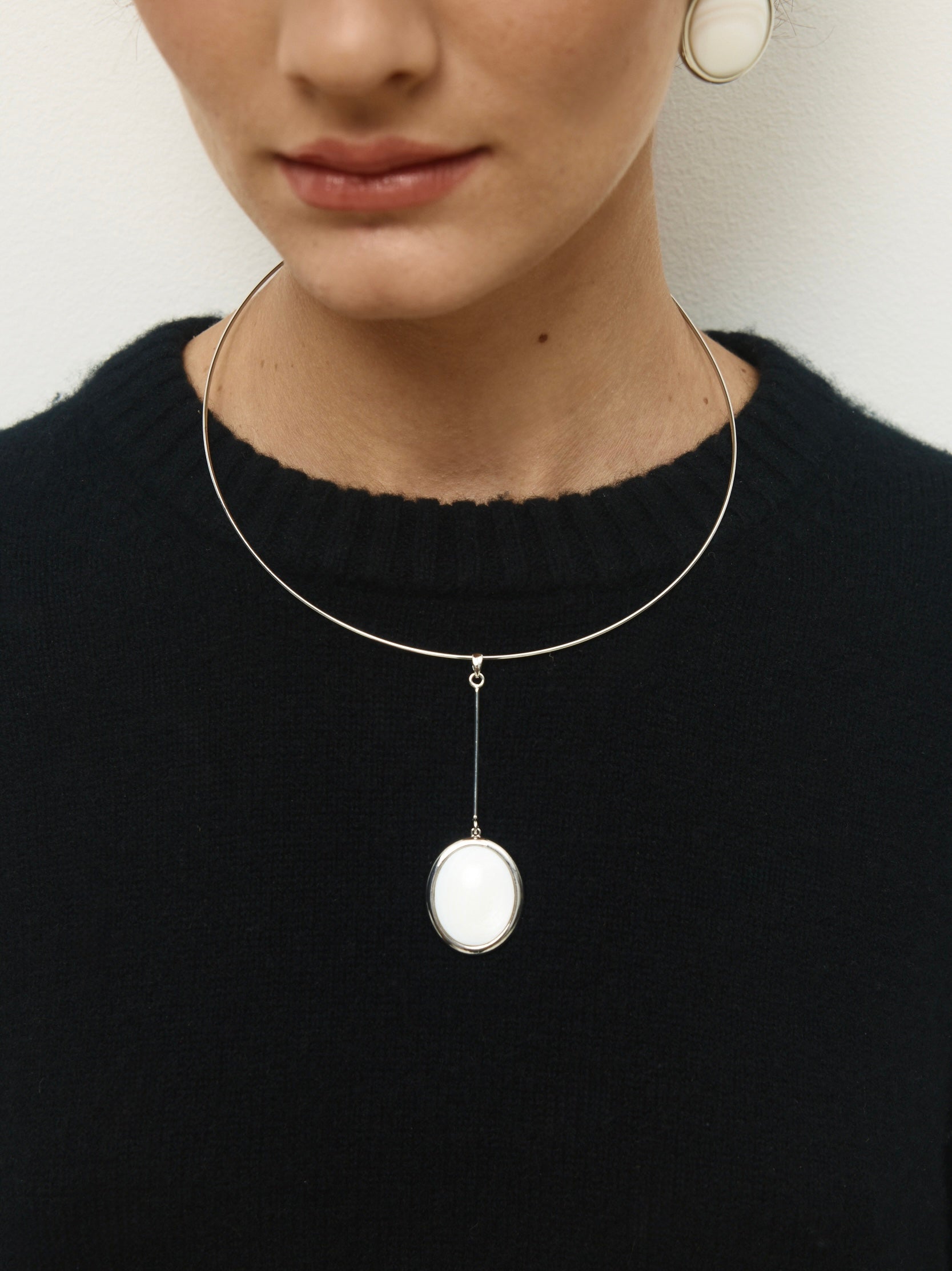 Ivory Orb Drop Choker - Verafied New York