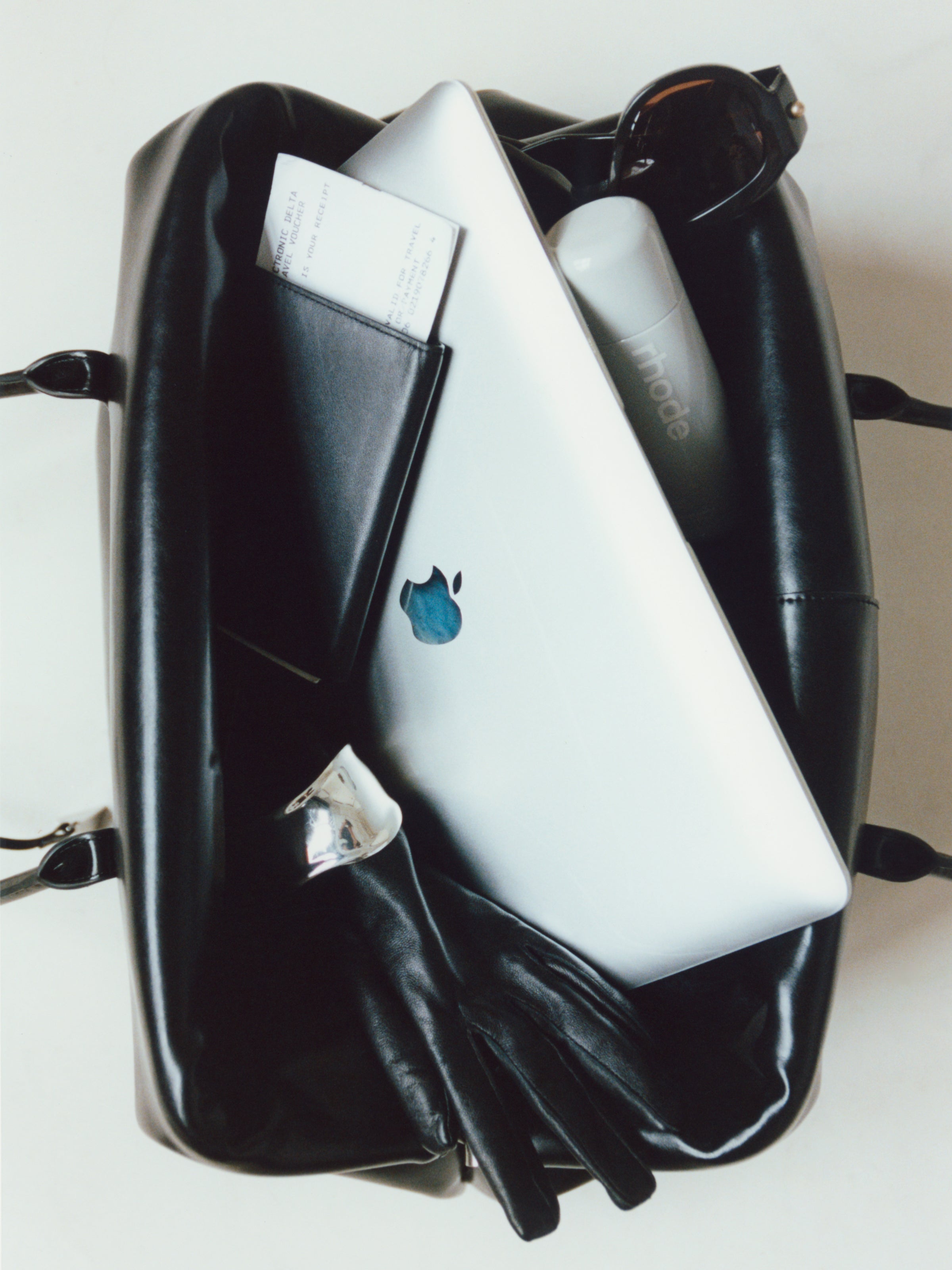 Black Club Bag: Work Bag for 15'' Laptop - Verafied New York