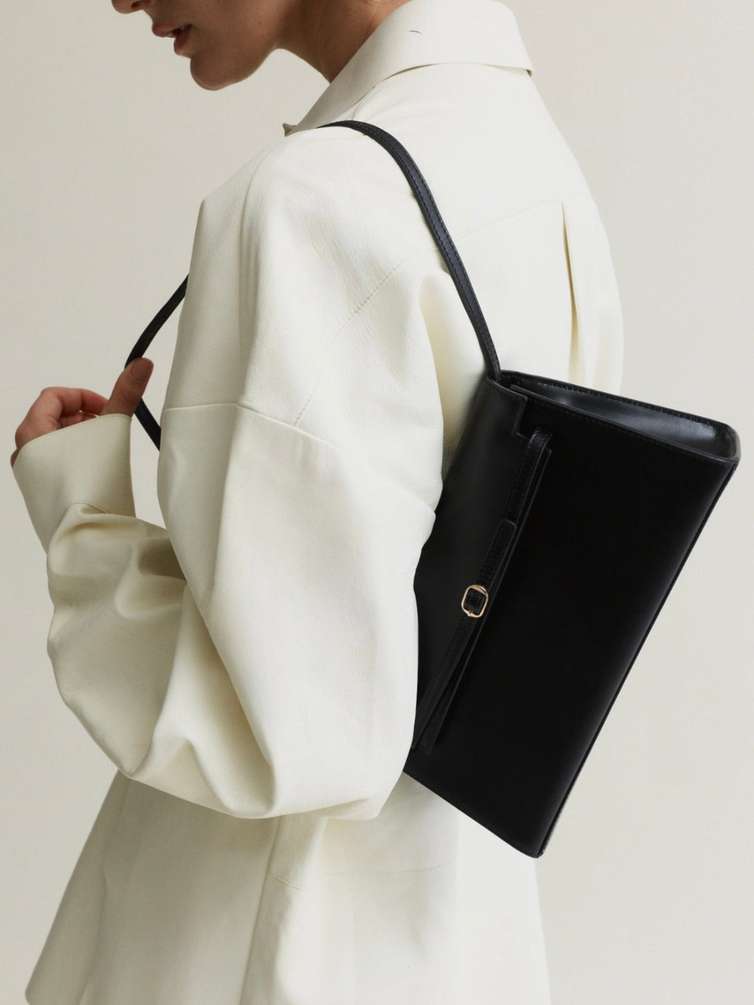 The Shoulder Bag – Verafied New York