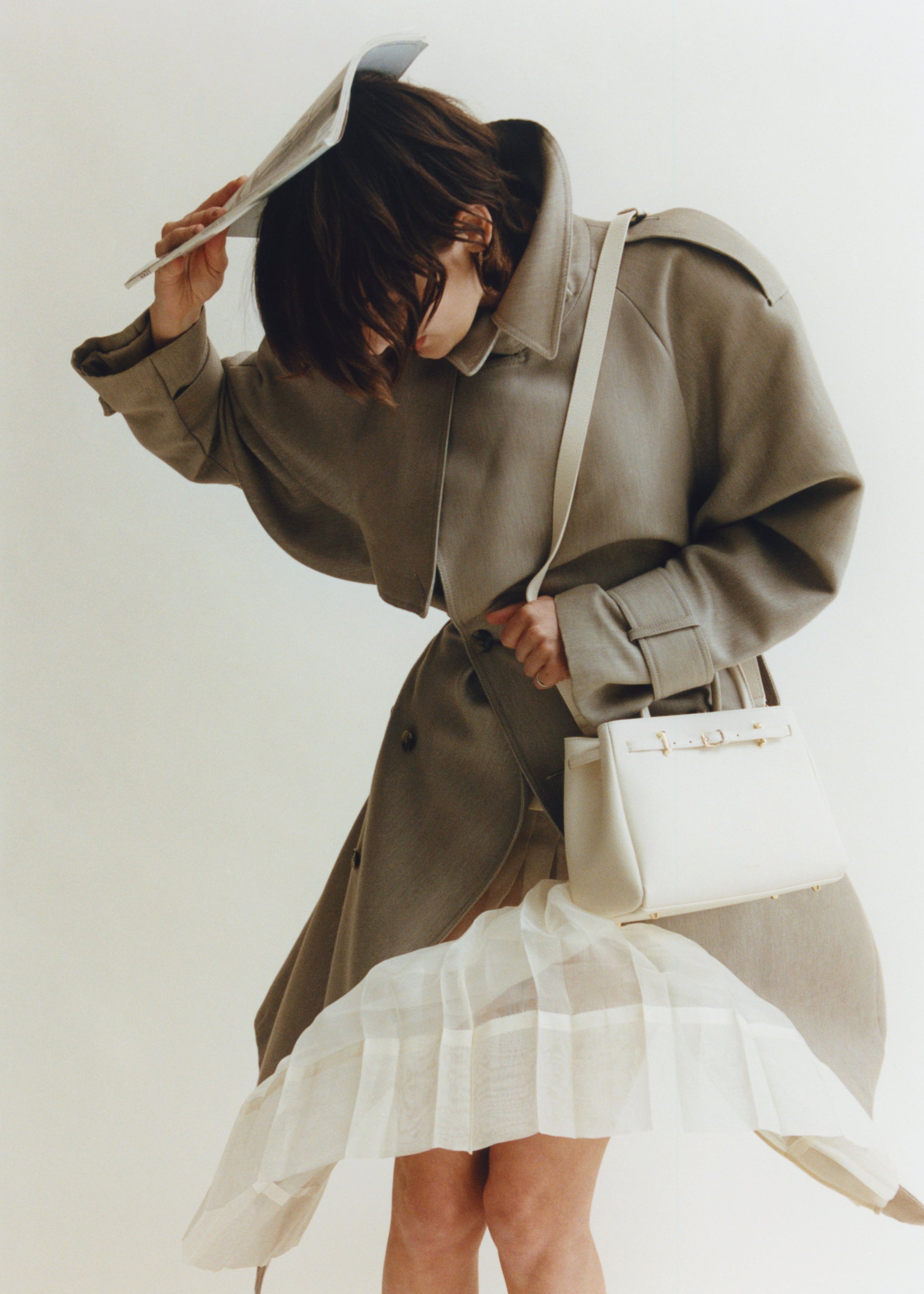 Ivory Leather Book Tote Handbag - Verafied New York
