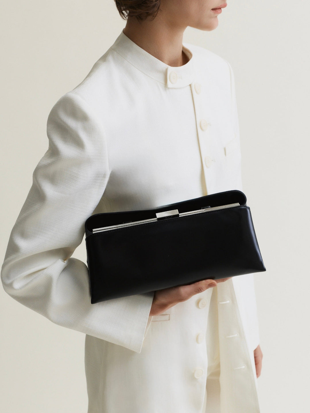 Verafied Python Eclair Silver Noir Éclair Bag: Black Clutch Handbag - Verafied New York