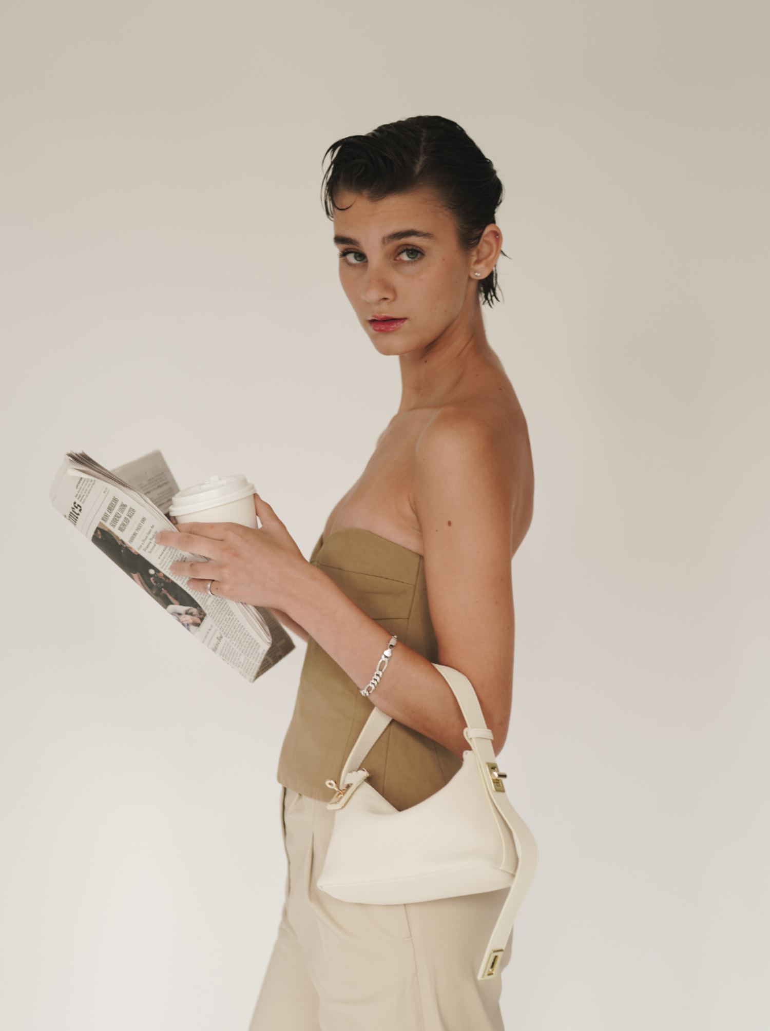 トートバッグ JW ANDERSON Ivory Leather Mini Twister Hobo Handbag Ivory Twister Hobo Handbag - Verafied New York