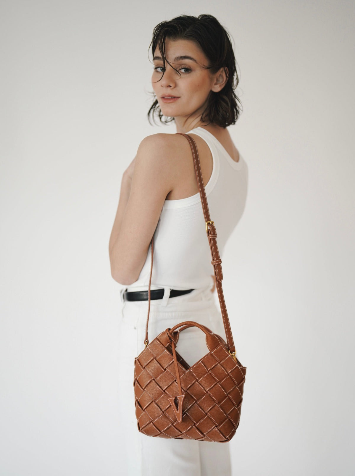 Basket shoulder online bag