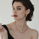 Minimal Layers Necklace